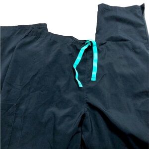Mint stretch black nurses/RN scrubs size 3X